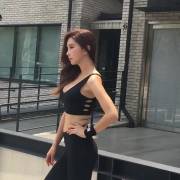 Park Soo Yeon - 190317 - Black Sportswear (Gif)