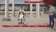 Taken Tpe Doll To Park In China, The Passerby's Reaction!