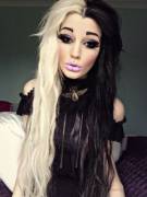 Two Tone (From /R/Makeupfetish)