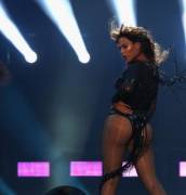 Beyonce Live (That @&Amp;#36&Amp;#36!!!)