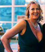 Quality Milf Cleavage