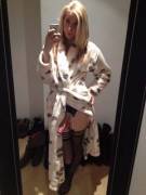 She Only Needs A Robe To Look Sexy. Xtina Pink