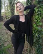 Evelyn Bouwman Makes For A Really Sexy Goth Chick