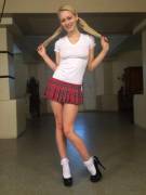 Alli Rae Is Completely Innocent (X-Post /R/Modelsgonemild)