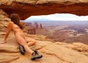 Straight [F]Rom From Your Screensaver? Mesa Arch In Canyonlands, N.p. 