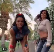 Sommer Ray And Her Mom (Again) [Gif]