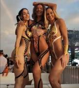 Ultra Tape Girls [Pic]