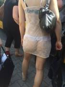 Really?! A Black Bra With This Dress? [Pic]