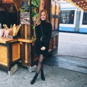 Market Girl (X/Post R/Tightsandlooseclothes)