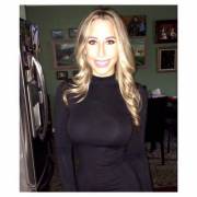 Cant Hide The Curves