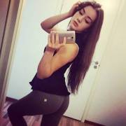 Super Fine Chick With A Beautyass!