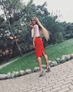 Luchkina Apollinariya In Red