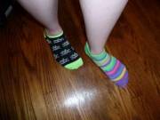 Cummy (F)Eet And Socks With A New Toy[Nsfw](X-Post /R/Feet)