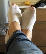 Ending My Week With Some Old Smelly Socks With Holes In Them. &Amp;#3620 And They ...
