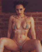 Flower Bomb (@__Flowerbomb__)