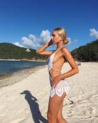 Gabby Epstein Wears It Well.