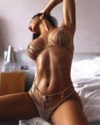 Typical Videogame Female Armor (X-Post From /R/Bellychains)