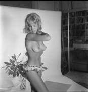 More Nudes By Peter Basch, Including Some Absolutely Stunning Figure Studies