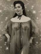 Nice Négligée - Early 1960'S