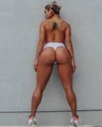 Buns (X-Post From /R/Vanessamejia)