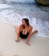 Kate Upton Screenshot Cleavage