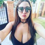 Mesmerising Cleavage