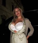 Anekee Van Der Velden