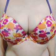 Gif - Cell Phone Challenge. What A Great Place To Rest My Phone!