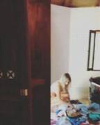 Sara Underwood Gets Scared In Lingerie