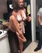 Beer Drinking Balance (Xpost /R/Darkhairxxx)