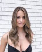 Emily Elizabeth (@Emmilyelizabethh)