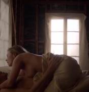 Madison Mckinley In Flaked (2017)