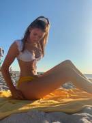 I Don't Like Sand But I Like Her