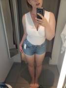 A Peek Into My Dressing Room [F]