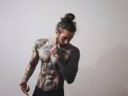 Should I Post Some Nudes On Reddit?