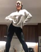 Aly Raisman Dancing!!!!