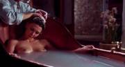 Maggie Gyllenhaal - Bathtub In 'Secretary'