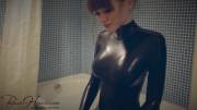 Latex In The Tub