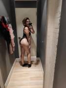 [F][Oc] Having Fun In The Changing Room. More In The Comments
