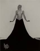 Towering Goddess, 1930S