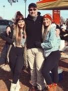 Thick Maryland Sorority Girls With Their Dad