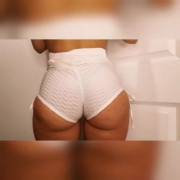 Friday Jiggle!!! Tgif❤️