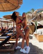 Day Drinking In Sensible Shoes!