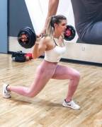 Lunges In Pink Leggings