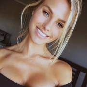 Natalie Jayne Roser (Xpost /Beautifulfemales)