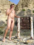 34[M] Pics From The Beach