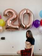 [Tw]Tits Out For Twenty