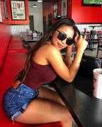 [Ig] Under The Table