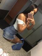 Nothing Better Than An Outfit Fresh With Tinny Shorts And Sneakers For A Sunny Day ...