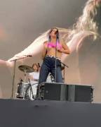 Tove Lo Flash